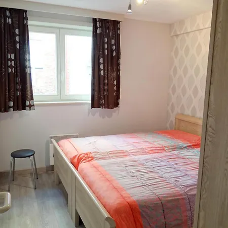 Spacious Seafront Family Stay, Cleaning Included * 니우포르트